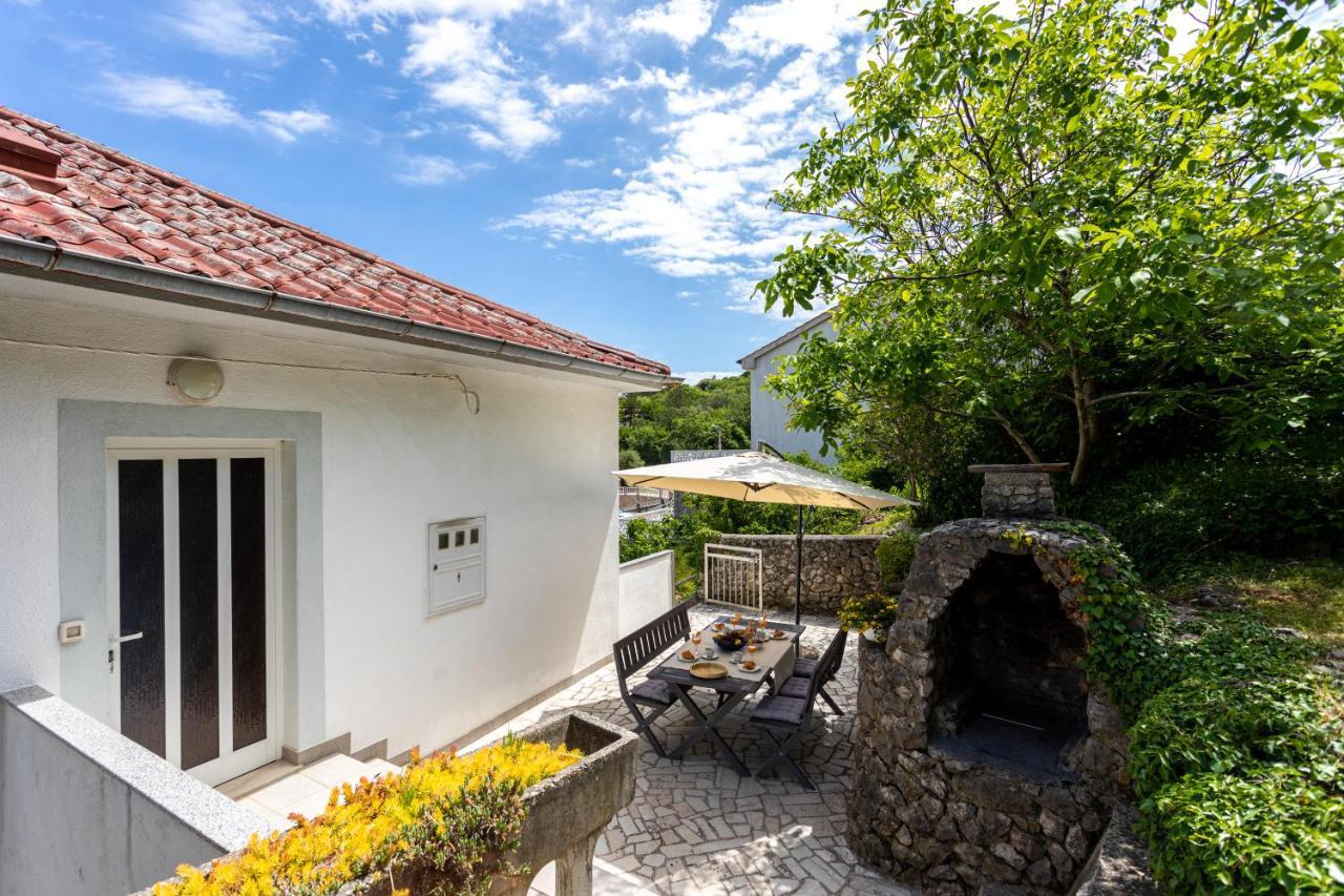 Apartman Maris Vrbnik Kültér fotó