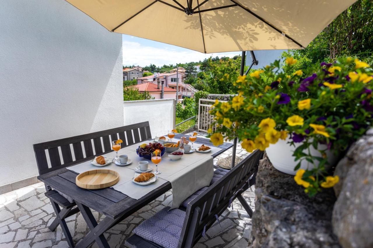 Apartman Maris Vrbnik Kültér fotó