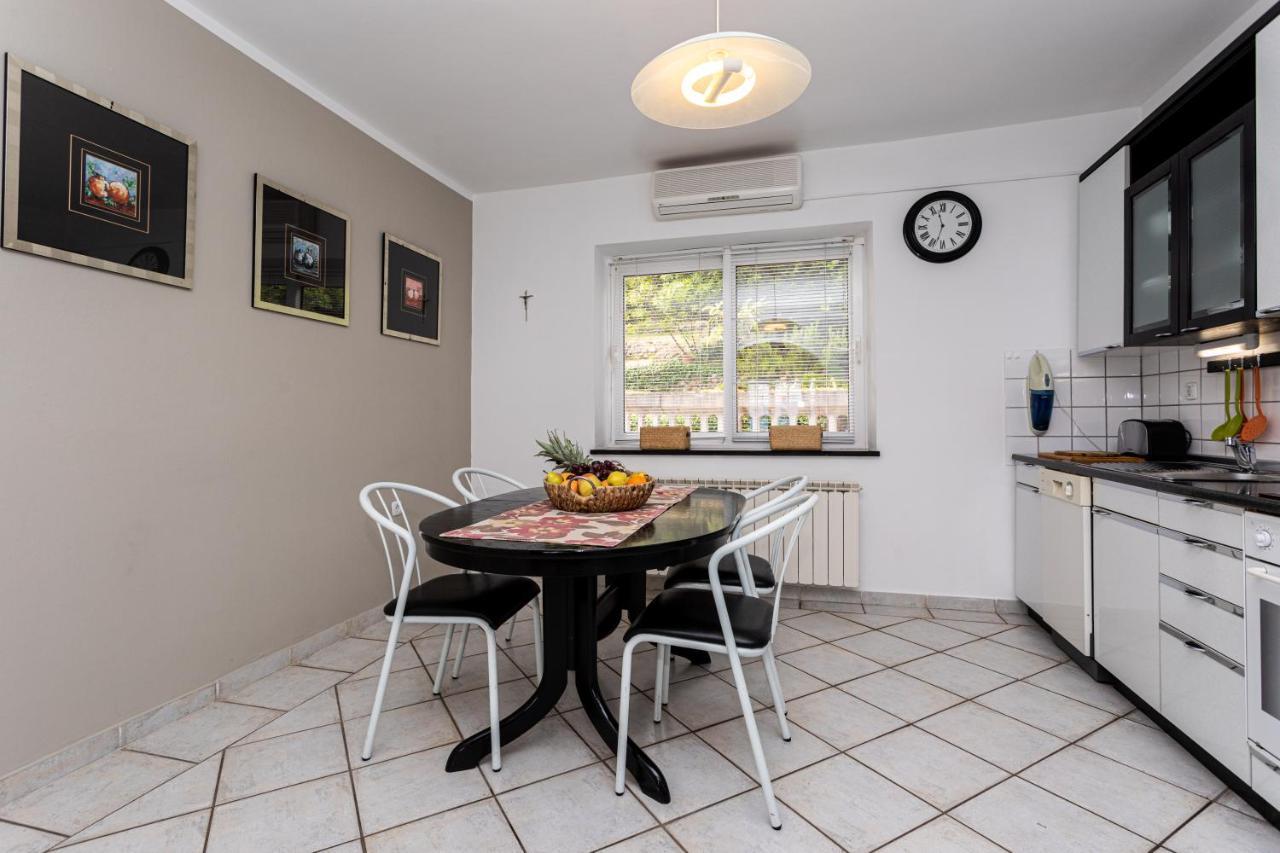 Apartman Maris Vrbnik Kültér fotó